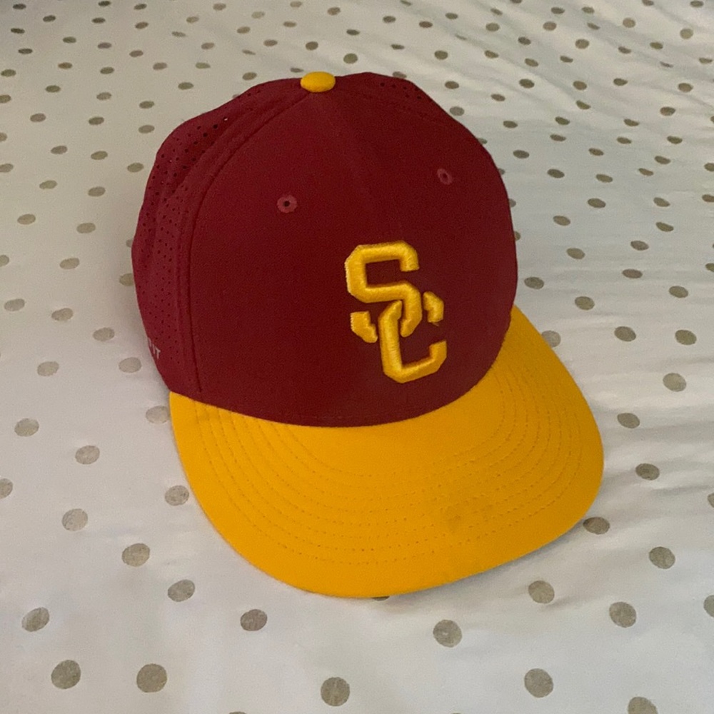 COPY - Nike dry fit USC Trojans hat